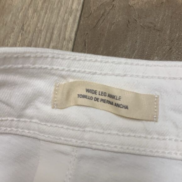 NWT Universal Thread High Rise Wide Leg Comfort Stretch White Ankle Jeans - Picture 5 of 9